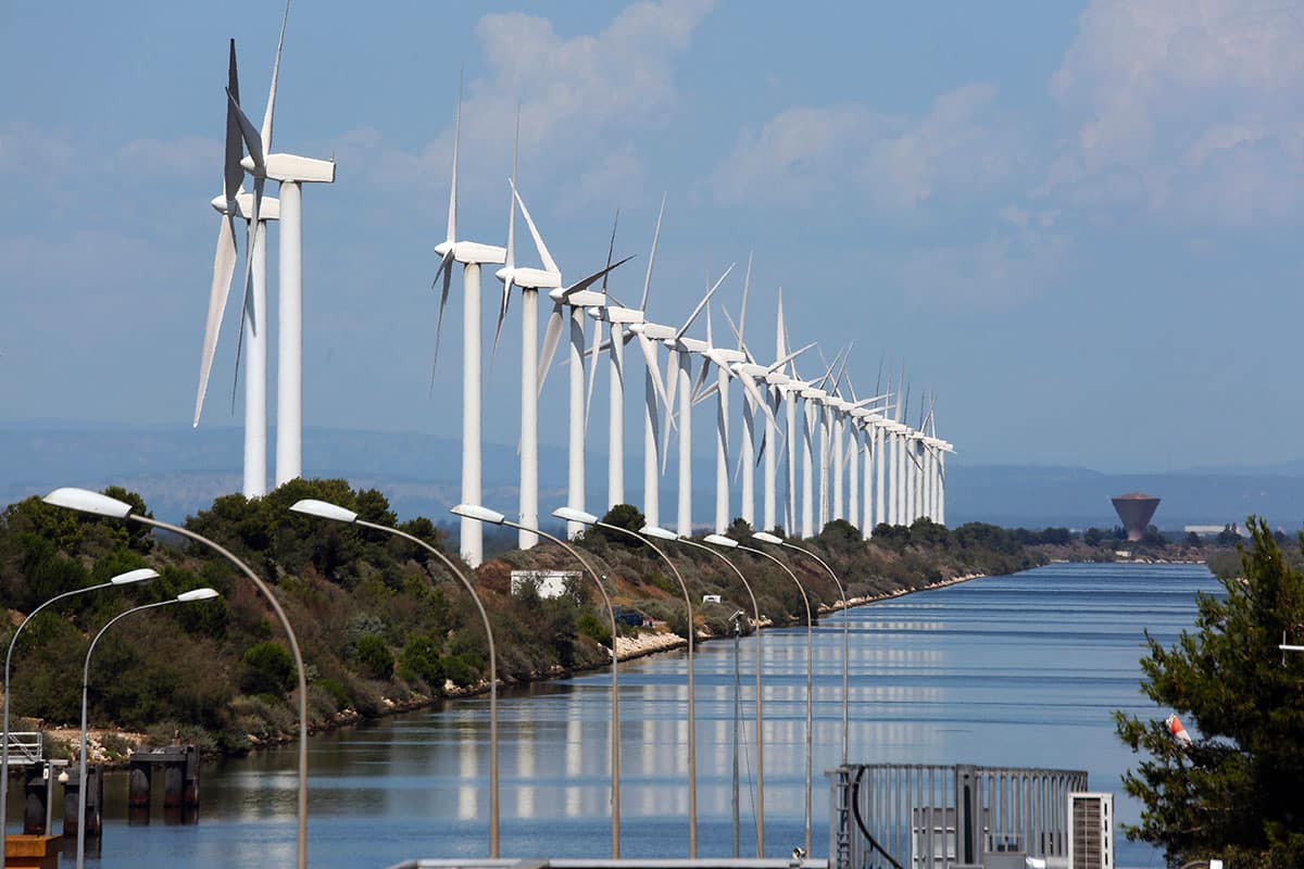 eoliennes port saint louis